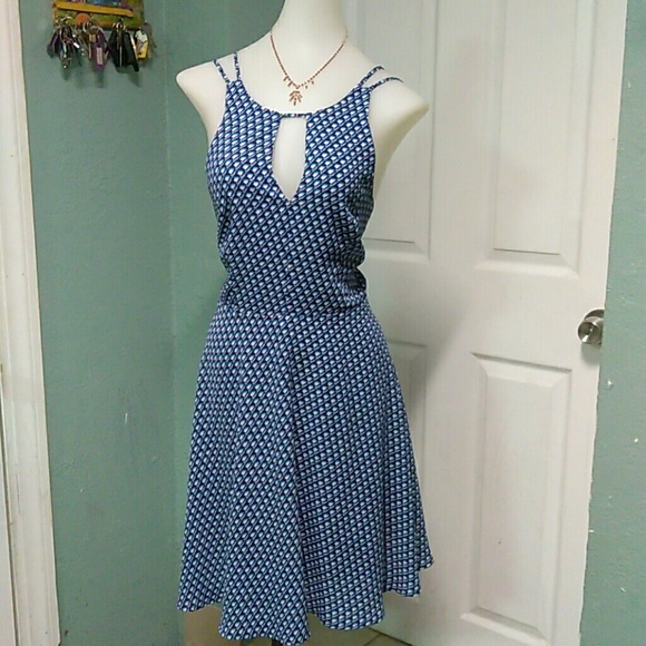 DRESS FOREVER 21 - Picture 3 of 7